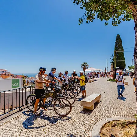 Апартаменты Visit Lisbon4fun - Alfama *