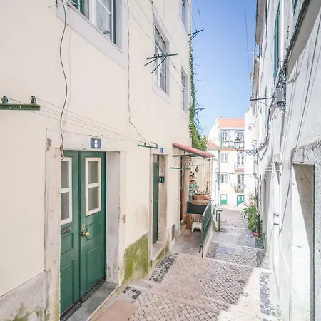 Visit Lisbon4fun - Alfama * Lissabon